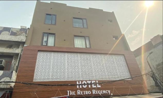 Hotel The Retro Regency Ludhiana Exterior photo